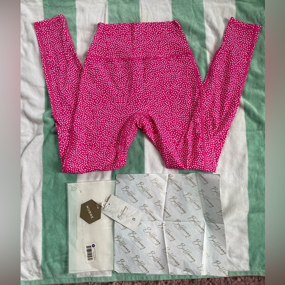 BuffBunny Hot Pink Speckled Leggings